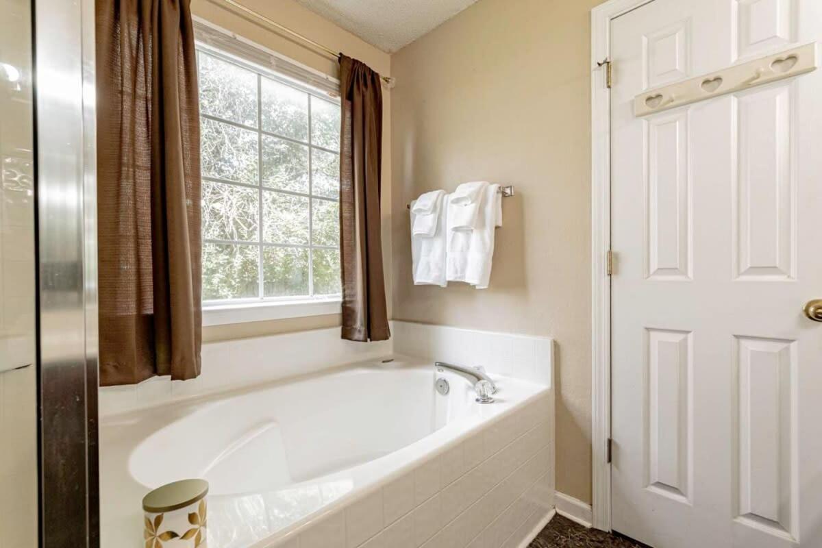 Aerie Oaks Cottage-5Min To Lake, 20Min To Columbia レキシントン エクステリア 写真