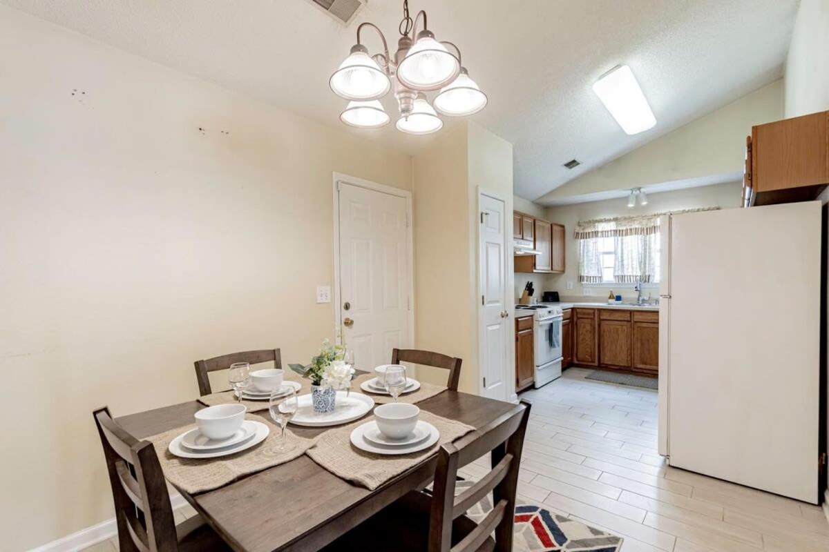 Aerie Oaks Cottage-5Min To Lake, 20Min To Columbia レキシントン エクステリア 写真